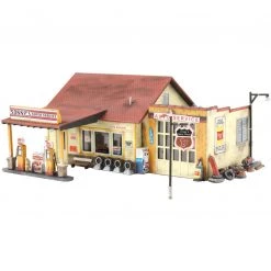 Woodland Scenics PF5203 - N Scale Sonny's Super Service